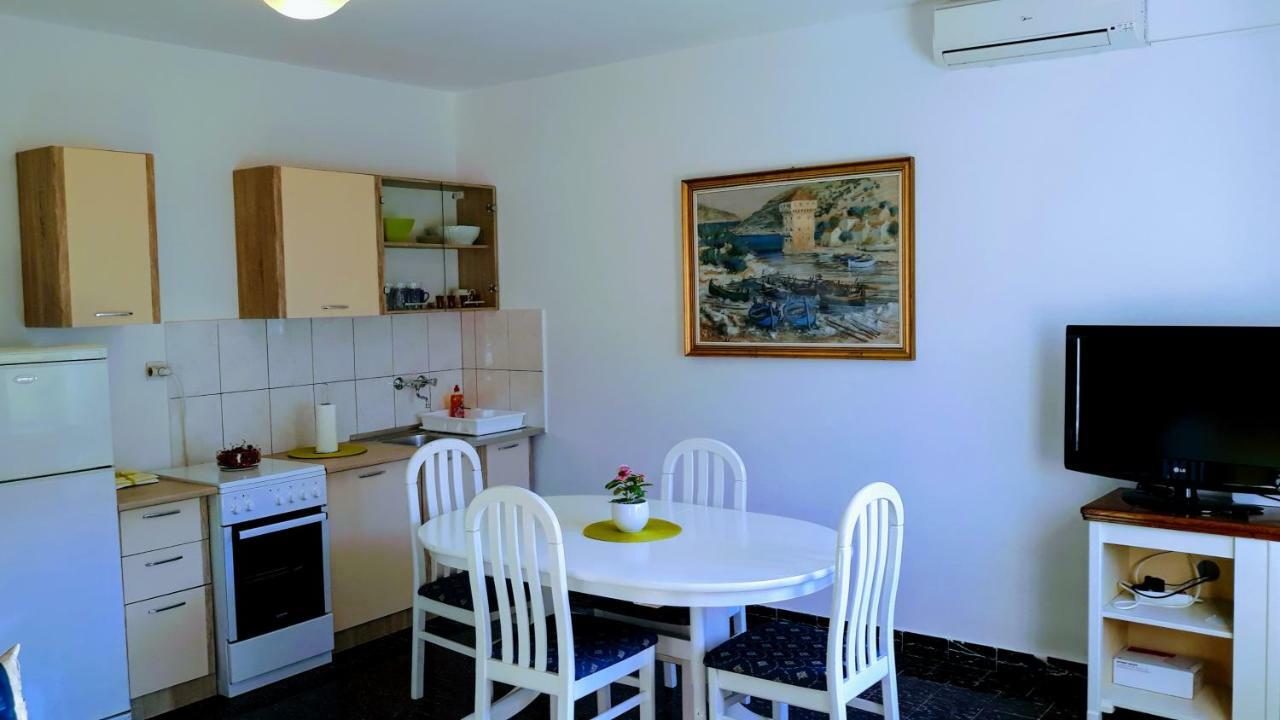 Apartment Ivo Trogir Eksteriør billede